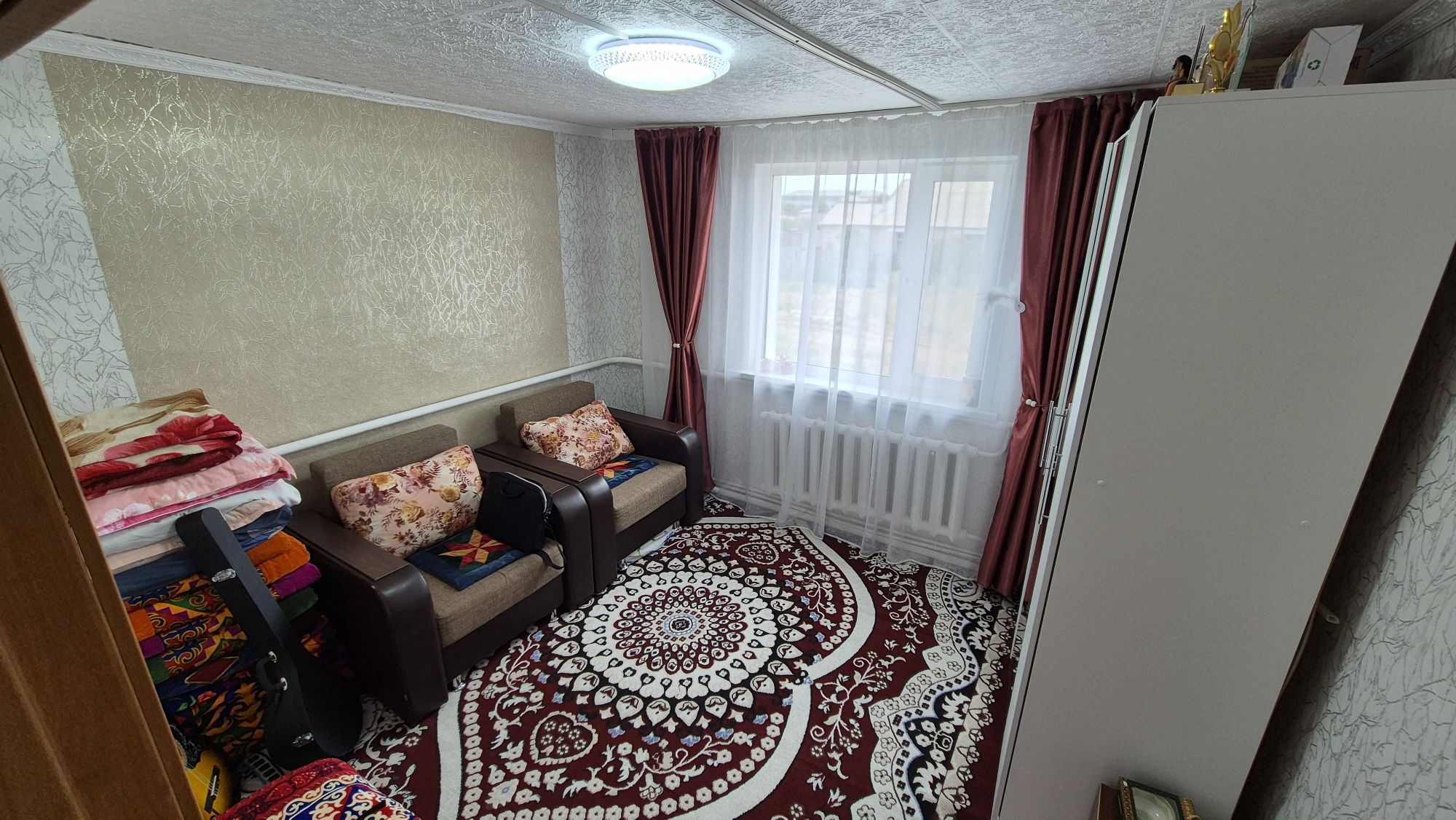 Продам благоустроенную 4-х комнатную квартиру в с.Аулиеколь.
