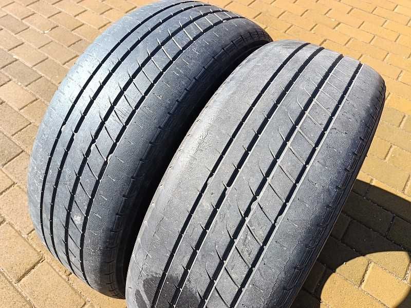 Шины 215/60 R17 - "Yokohama BluEarth RV-01" (Япония), летние.