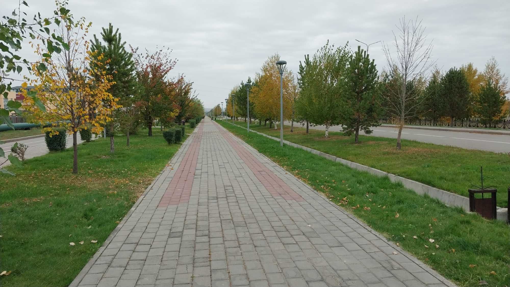 Продам 2-х Комнатную  Квартира  мкр Каратал
