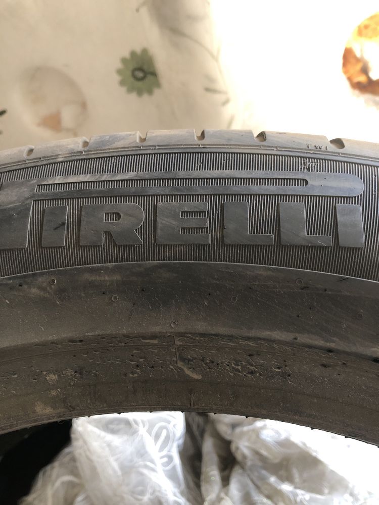 Продам шины Pirelli 285/45/21