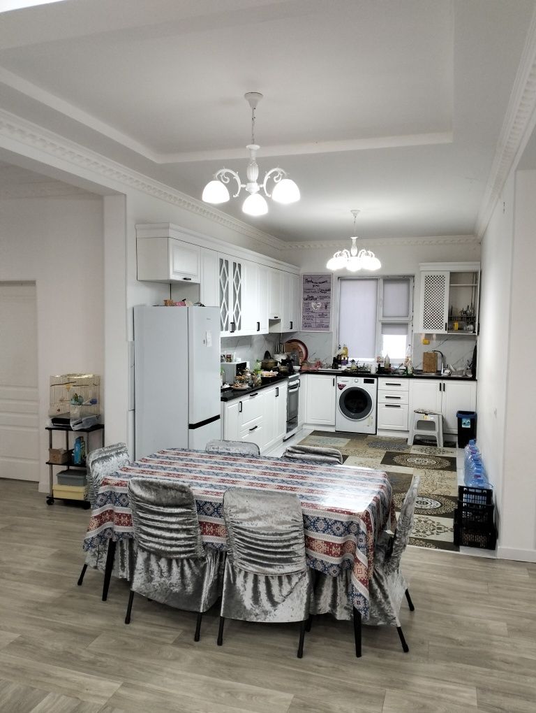 Продам большой красивый дом в Атамекен