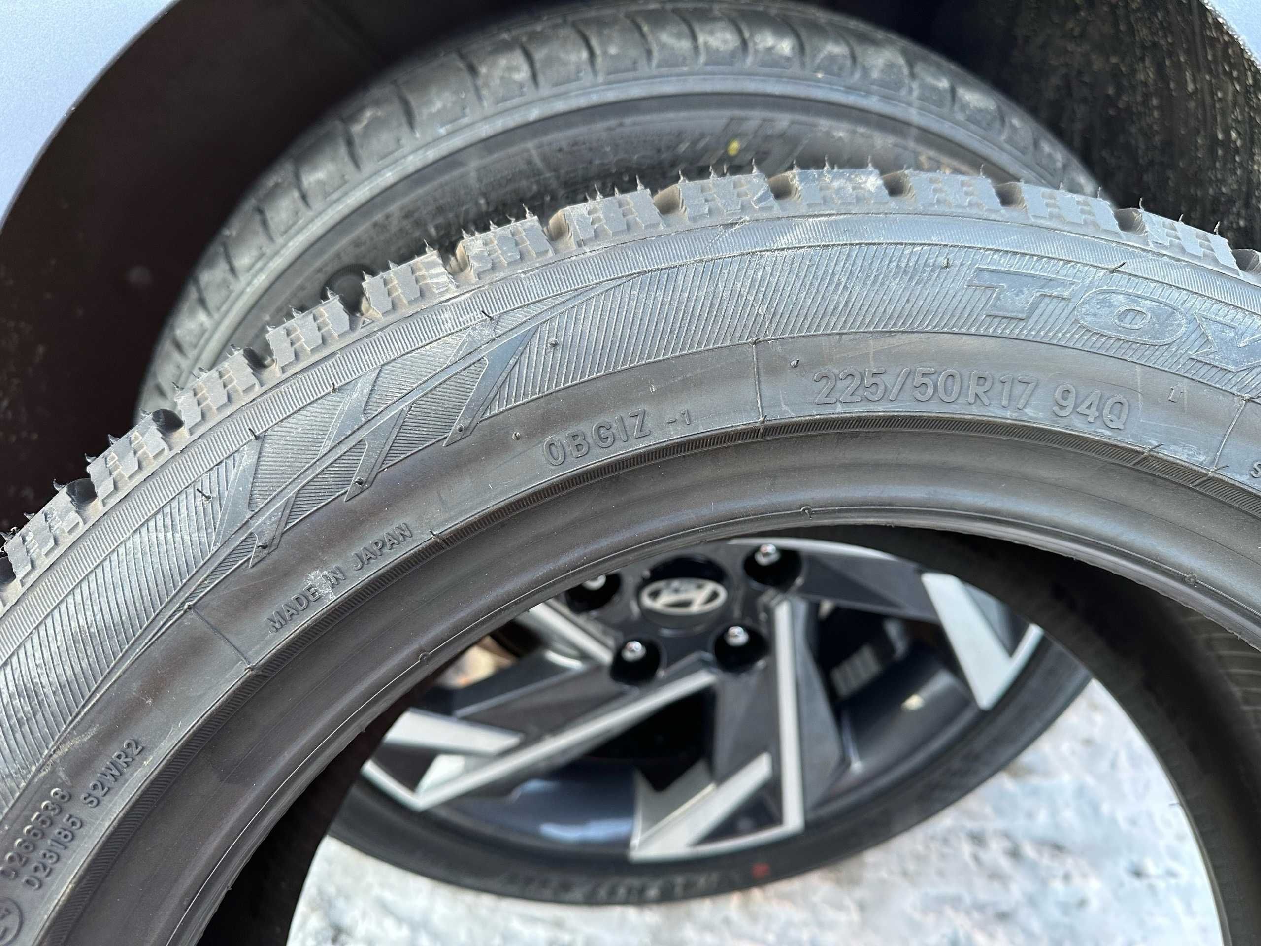 Зимние шины Toyo Observe Garit GIZ 225/50 R17 94Q