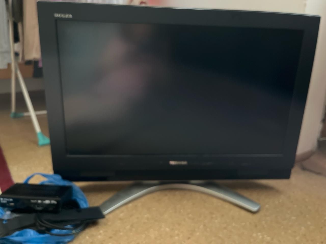 Продам телевизор б/у Toshiba