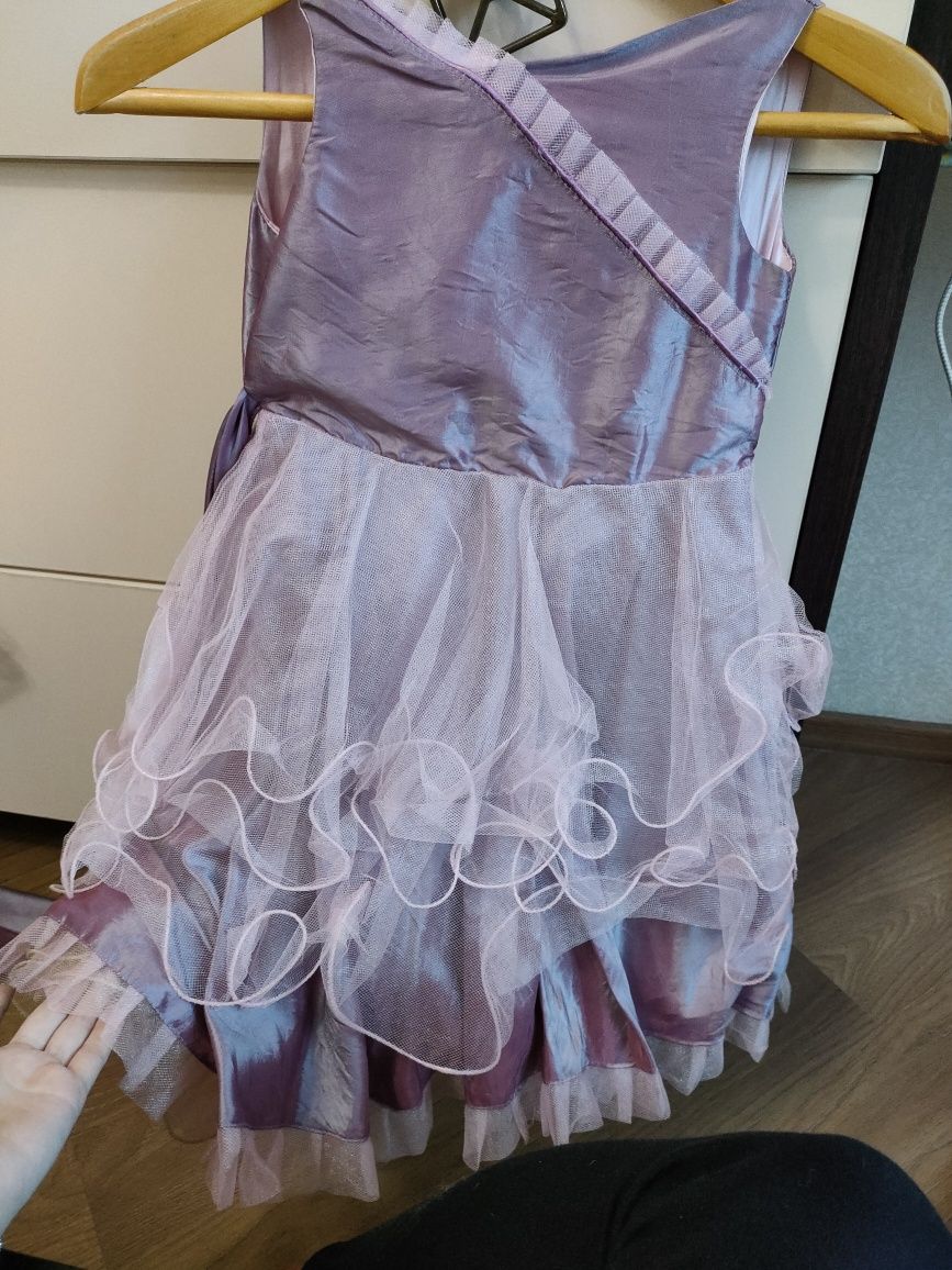 Продам детские платья
