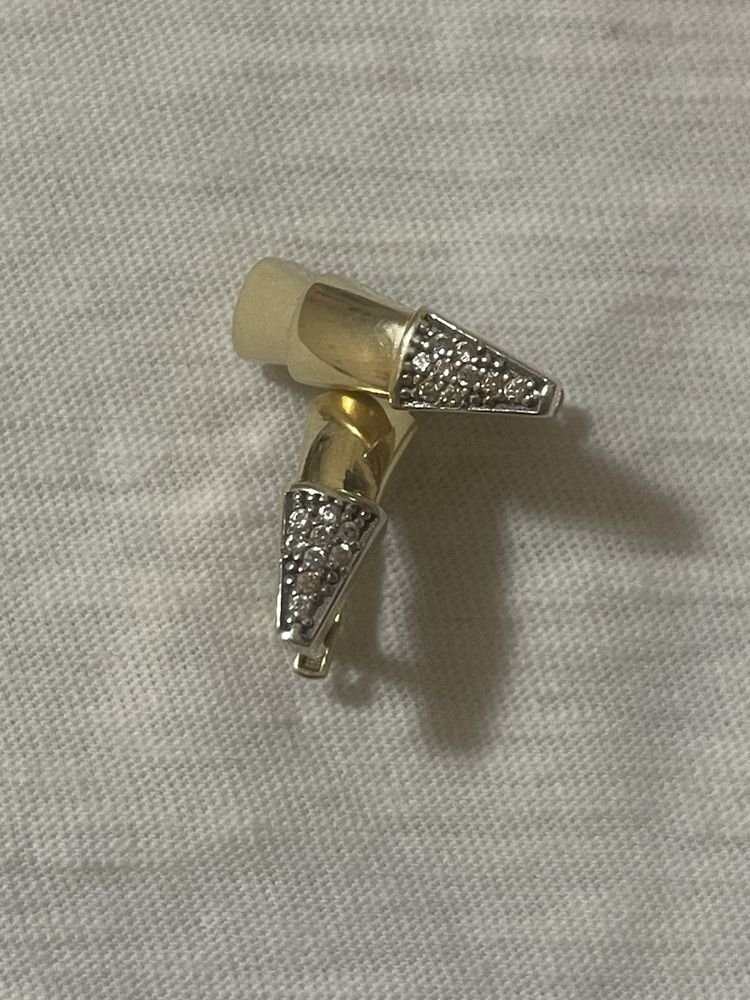 Продам золотые серьги 585проба