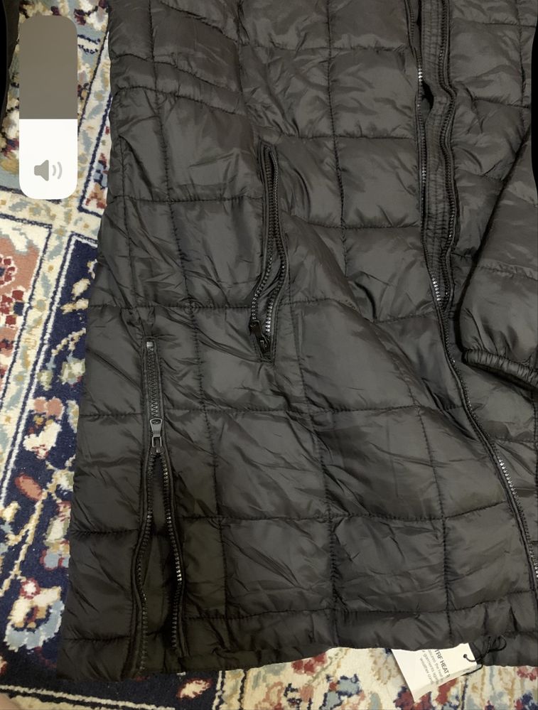 Zara новая черная куртка 19990 тенге 36-38 размер