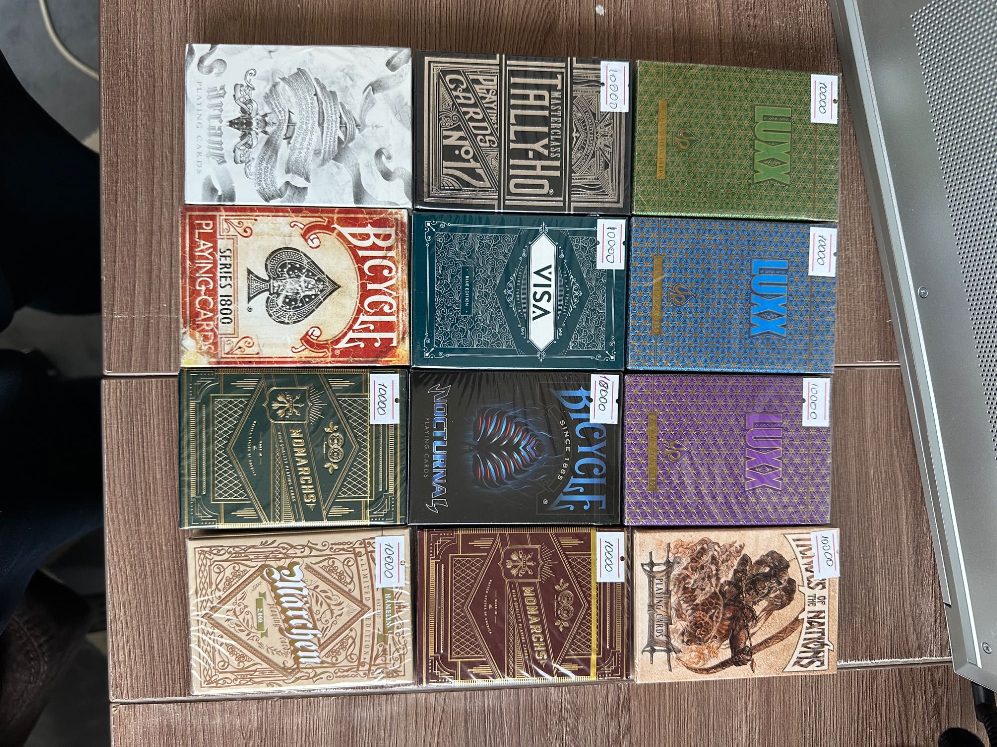 Коллекционные и Дизайнерские Игральные Карты