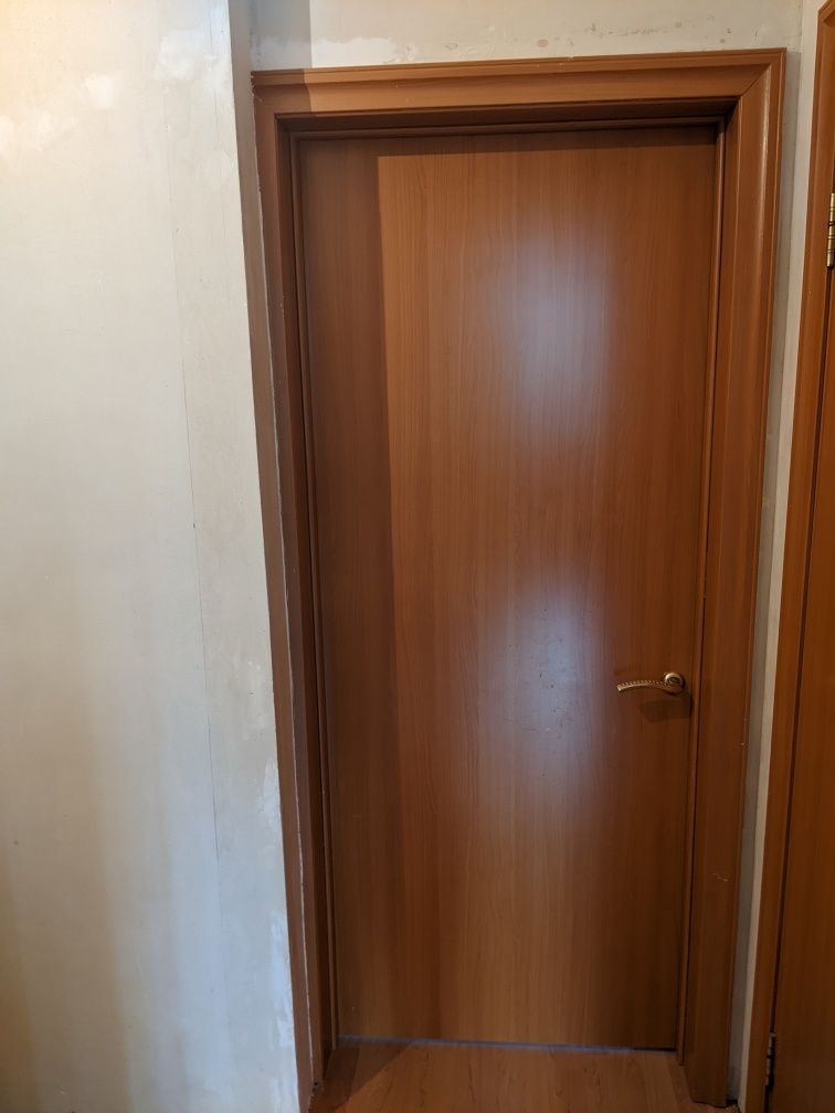 Продам б/у двери в отличном состоянии