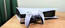 PlayStation 5, в хорошем состоянии. 2 джойстика