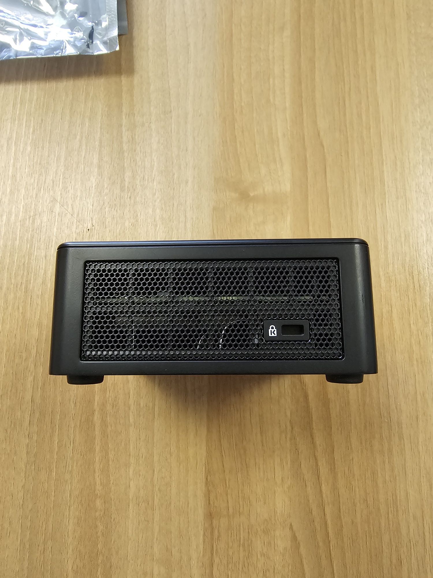 Intel Мини ПК NUC 11 i7-1165G7  16/512GB SSD Win11 Pro + 120GB Sata
