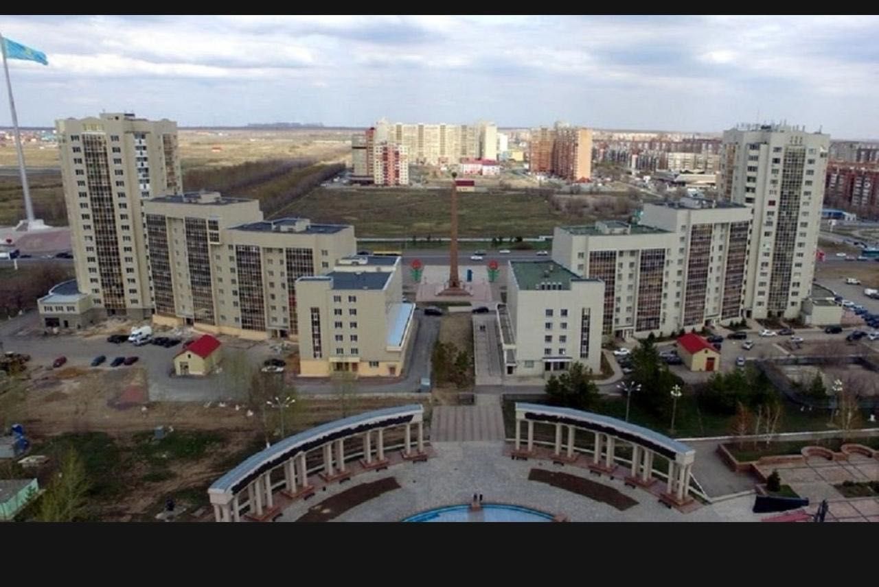 Сдаю 2 х комн квартиру