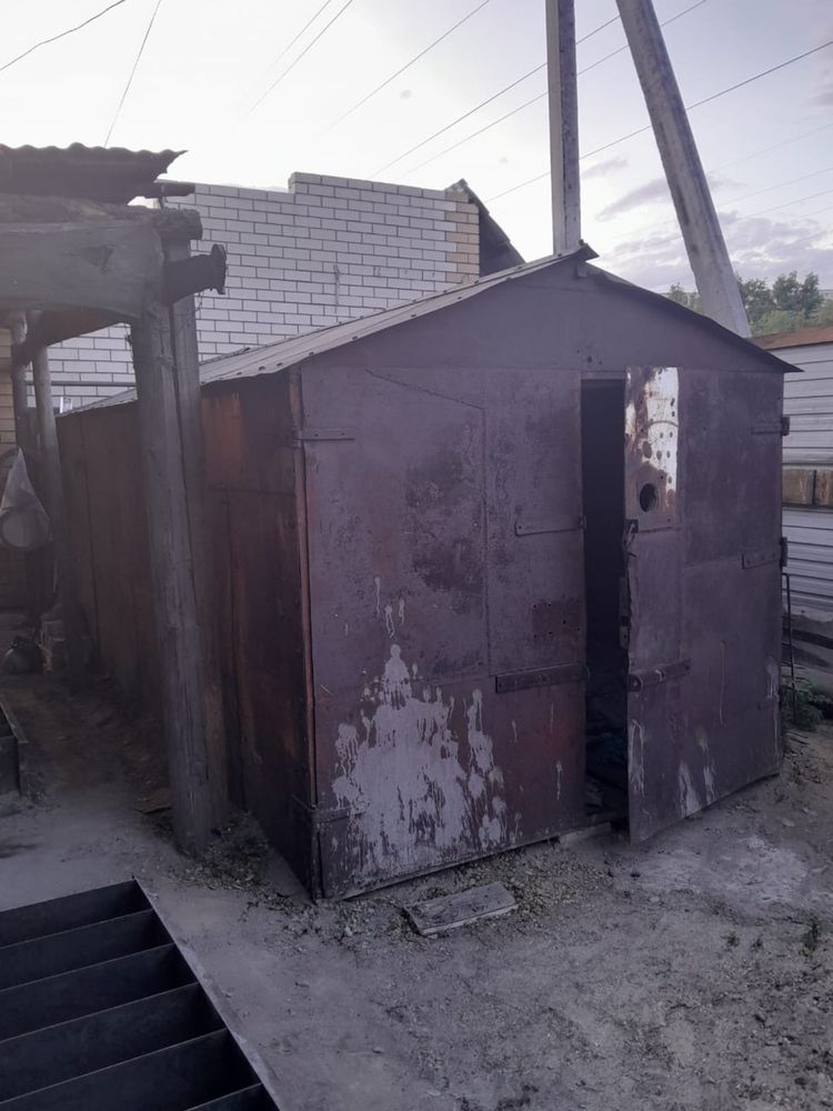 Продам металлический гараж