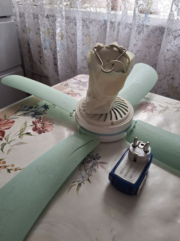 Продам вентилятор потолочный