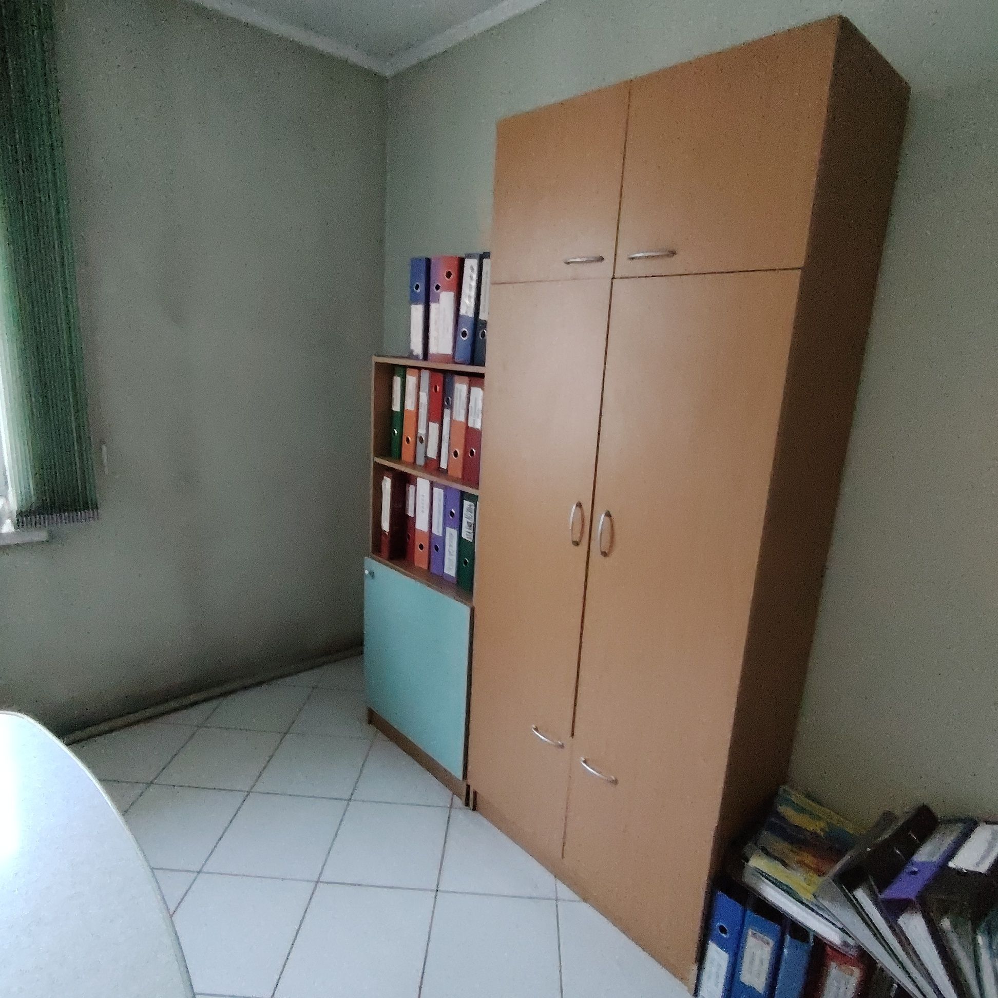 Продам офисную мебель