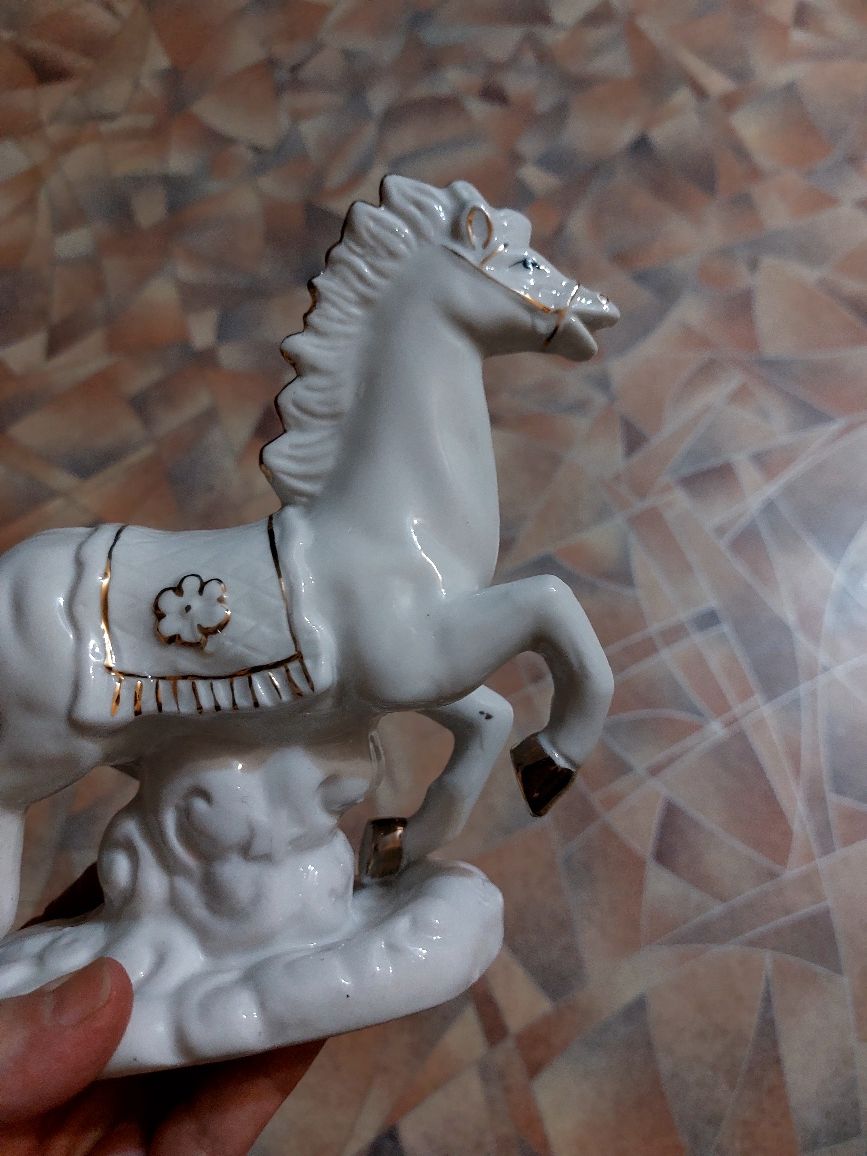 Сувенирная лошади ссср.