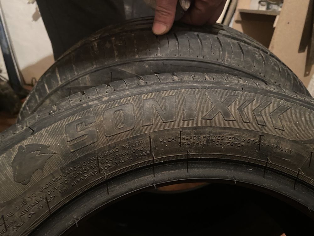 Продам авто шины летние. 2 шт