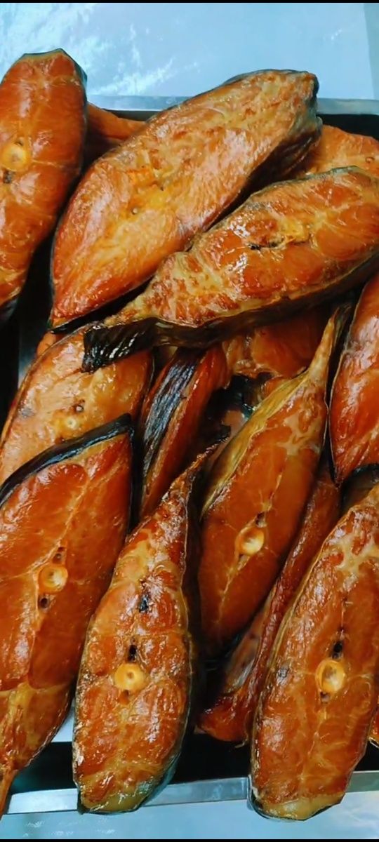 Копченая рыба с озера Балхаш. Готовим сами. Вкусная.