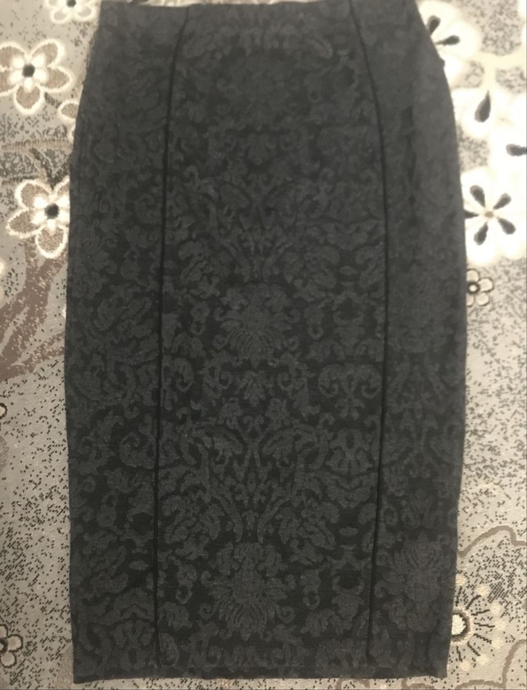 Продам замшевую куртку и женские вещи