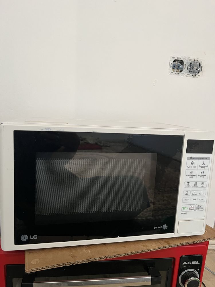 Микроволновка LG