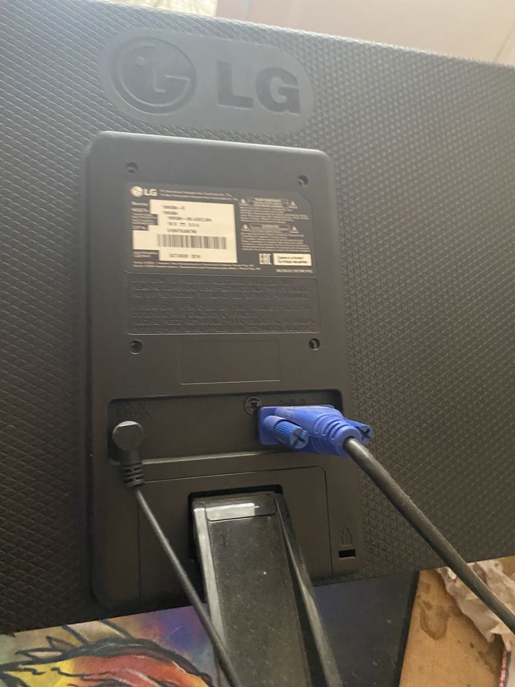 Отличный монитор LG