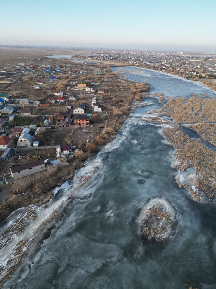 Косшыдағы жер учаскілері! Әдемі өзең жағасыңда 3ай бөліп төлеужағы бар