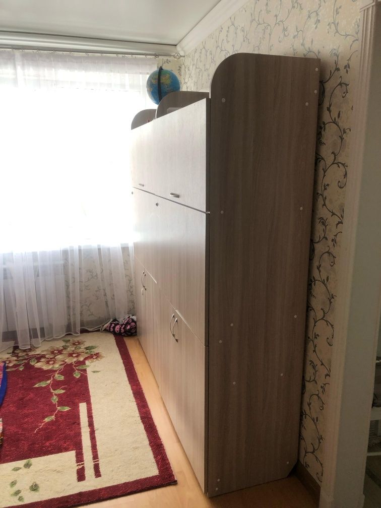 Продам многофункционалыный компьютерный стол