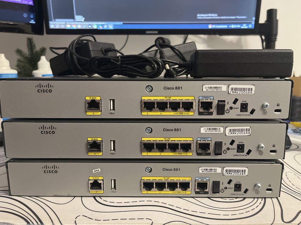 Маршрутизатор роутер Cisco 881