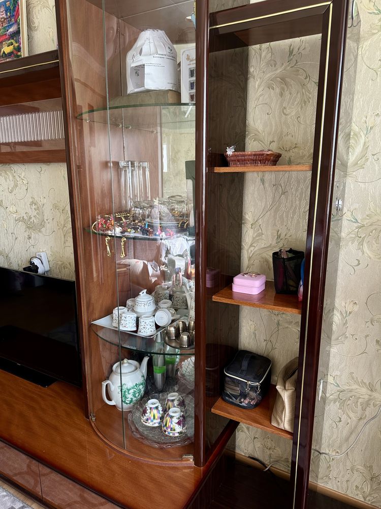 Стенка в гостиную Сервант