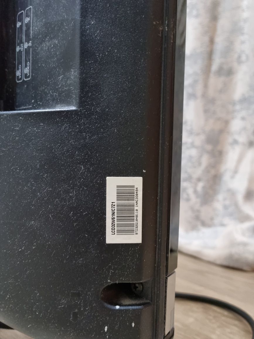 Срочно продам телевизор Hisense в рабочем состоянии