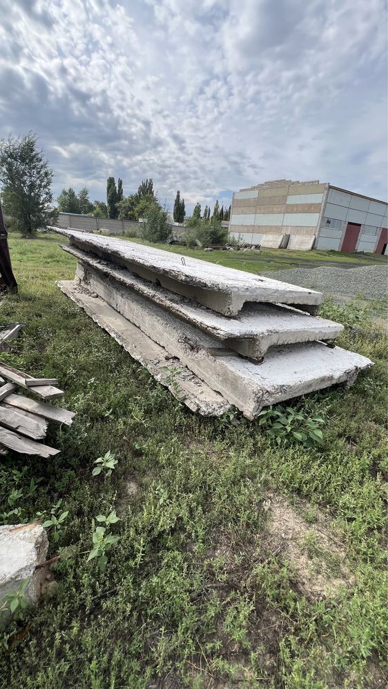 Продам бетонный забор