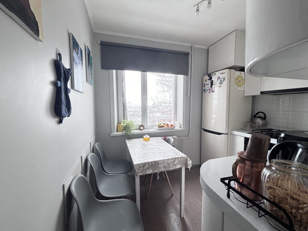 Продам 2ком квартиру с мебелью и техникой