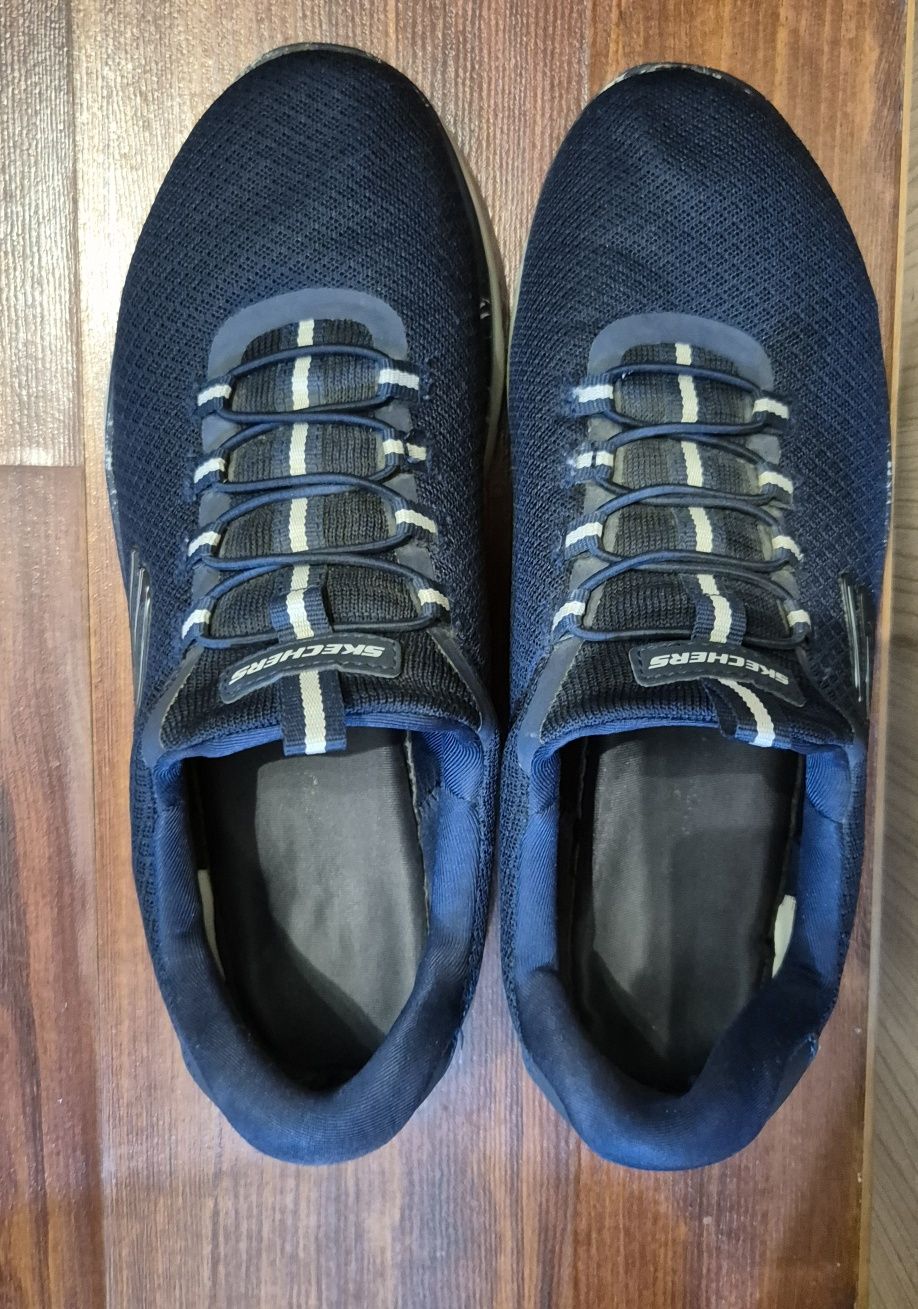 Кроссовки мужские Skechers размер EUR42 БЕЗ ТОРГА