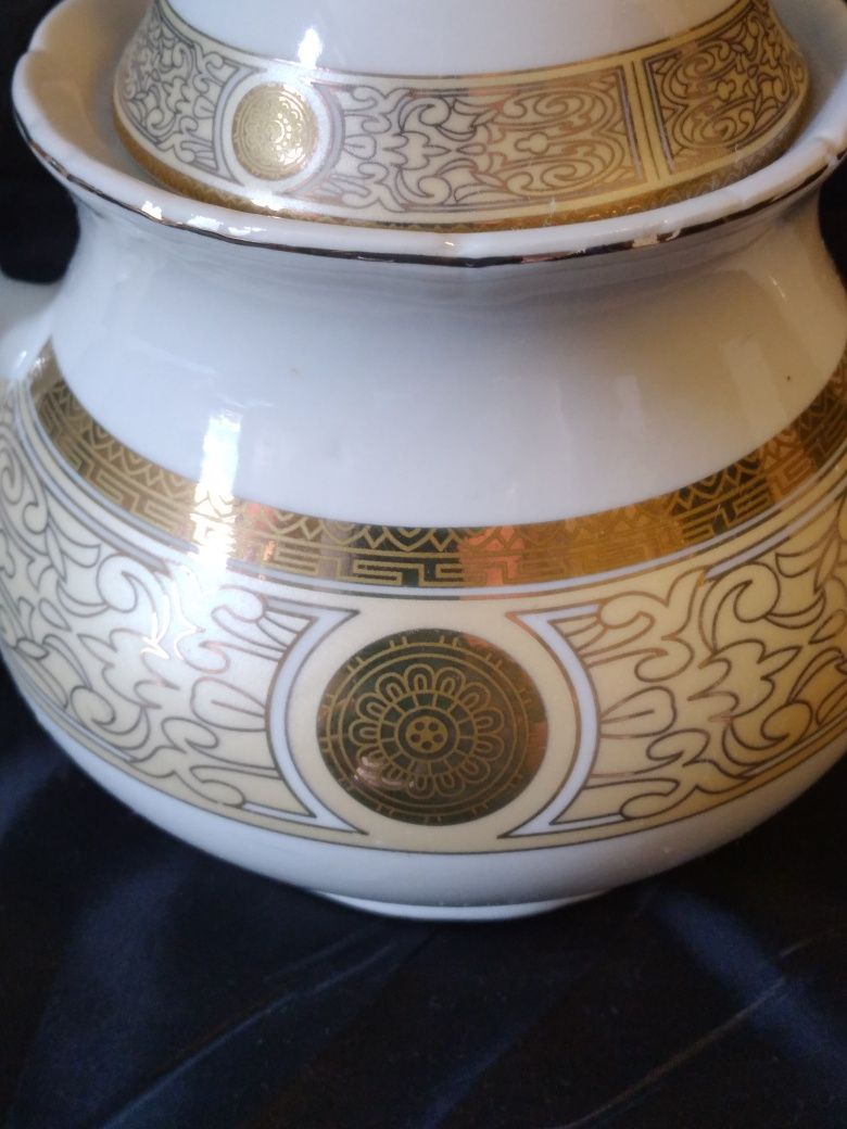 Чайник фарфоровый Daimond Porcelain