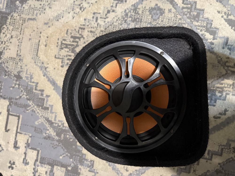 Продам сабуфер Audioline AO 1008D