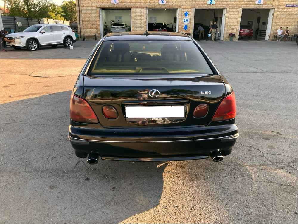Продам ДОРОГО Lexus GS300