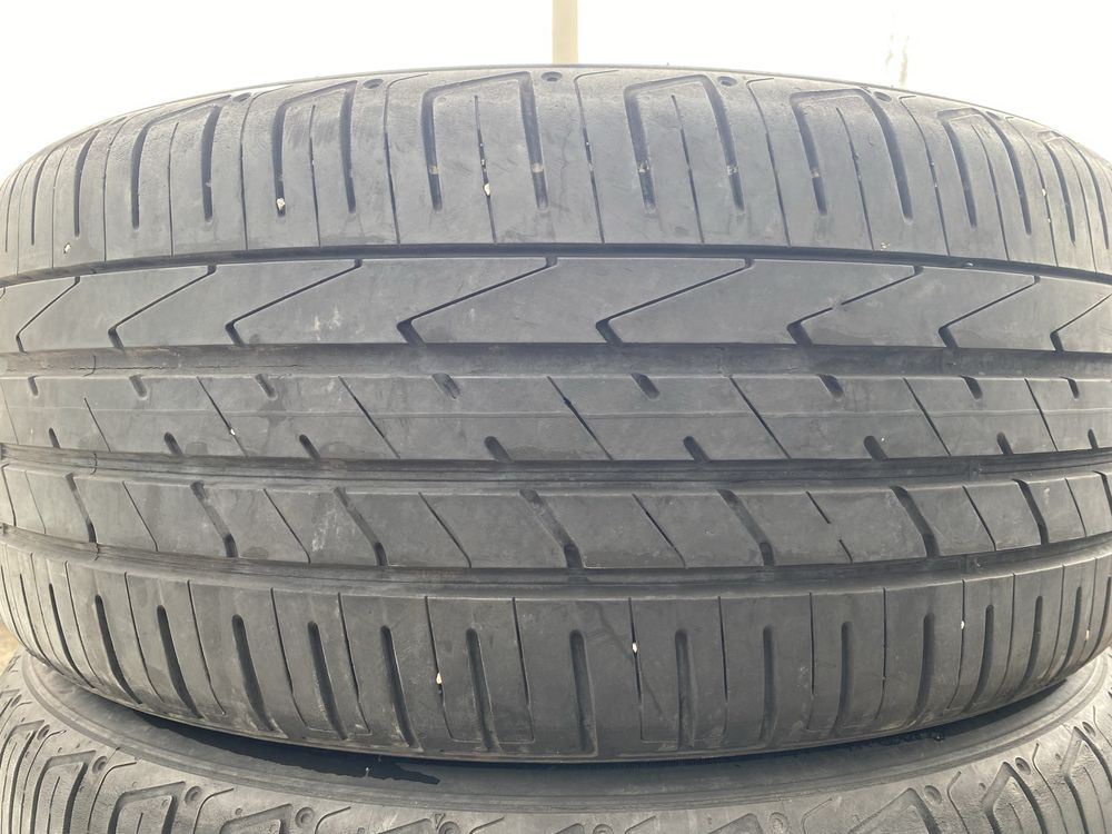 Комплект летние шины 235/50/19 235/50R29 Hankook.