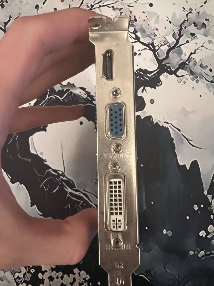 gt 630 на 1gb gddr5 в подарок процессор