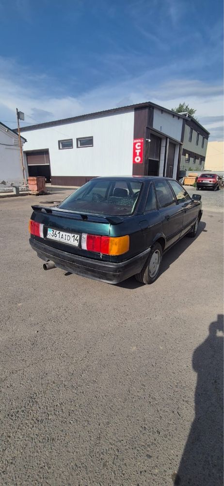 Продам ауди 80 1.8