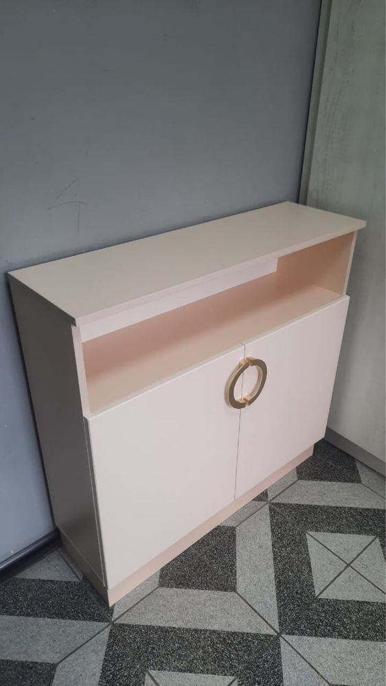 Продам тумбу в прихожую универсальную