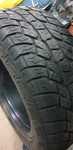 Продам резину 275. 55 R20