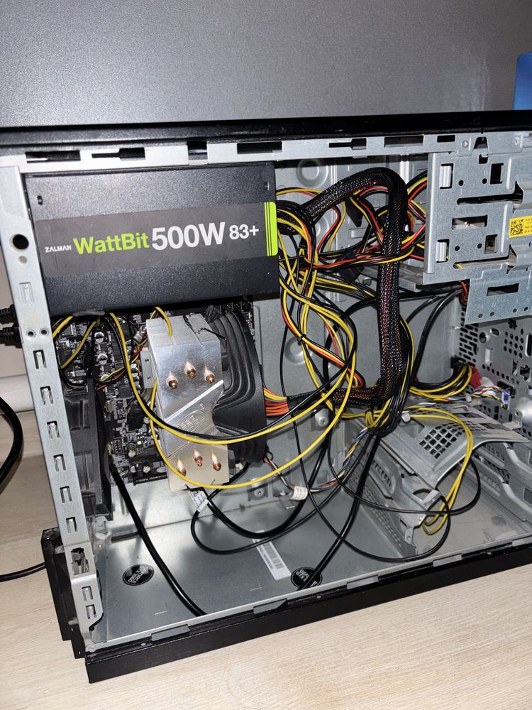 Офисный Комплект-Монитор, клавиатура-мышь, компьютер(i7 2600,16gb RAM)