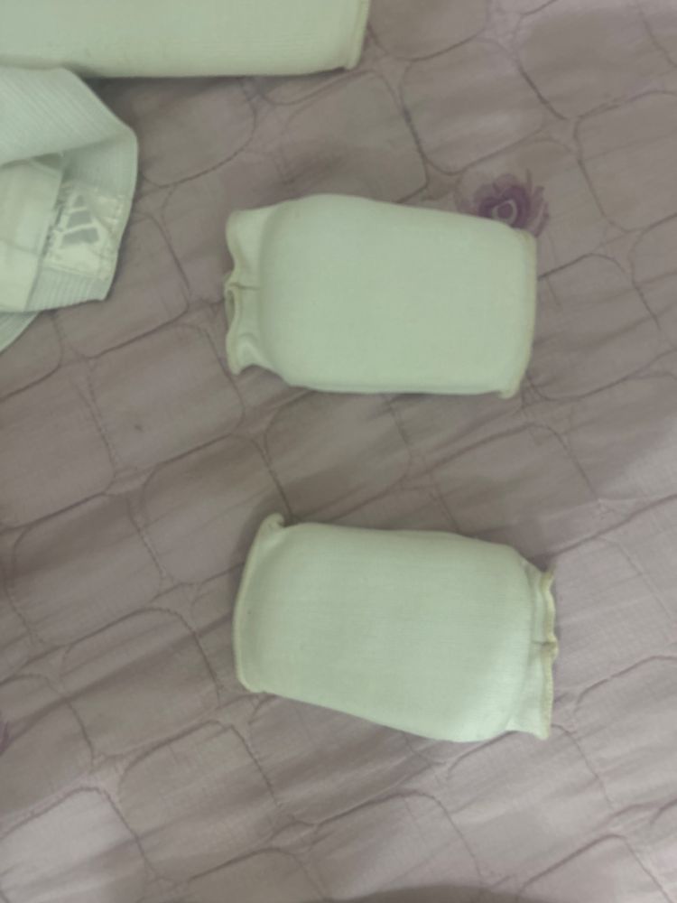 Продаеться Кимано и полная отрибудика для Каратэ