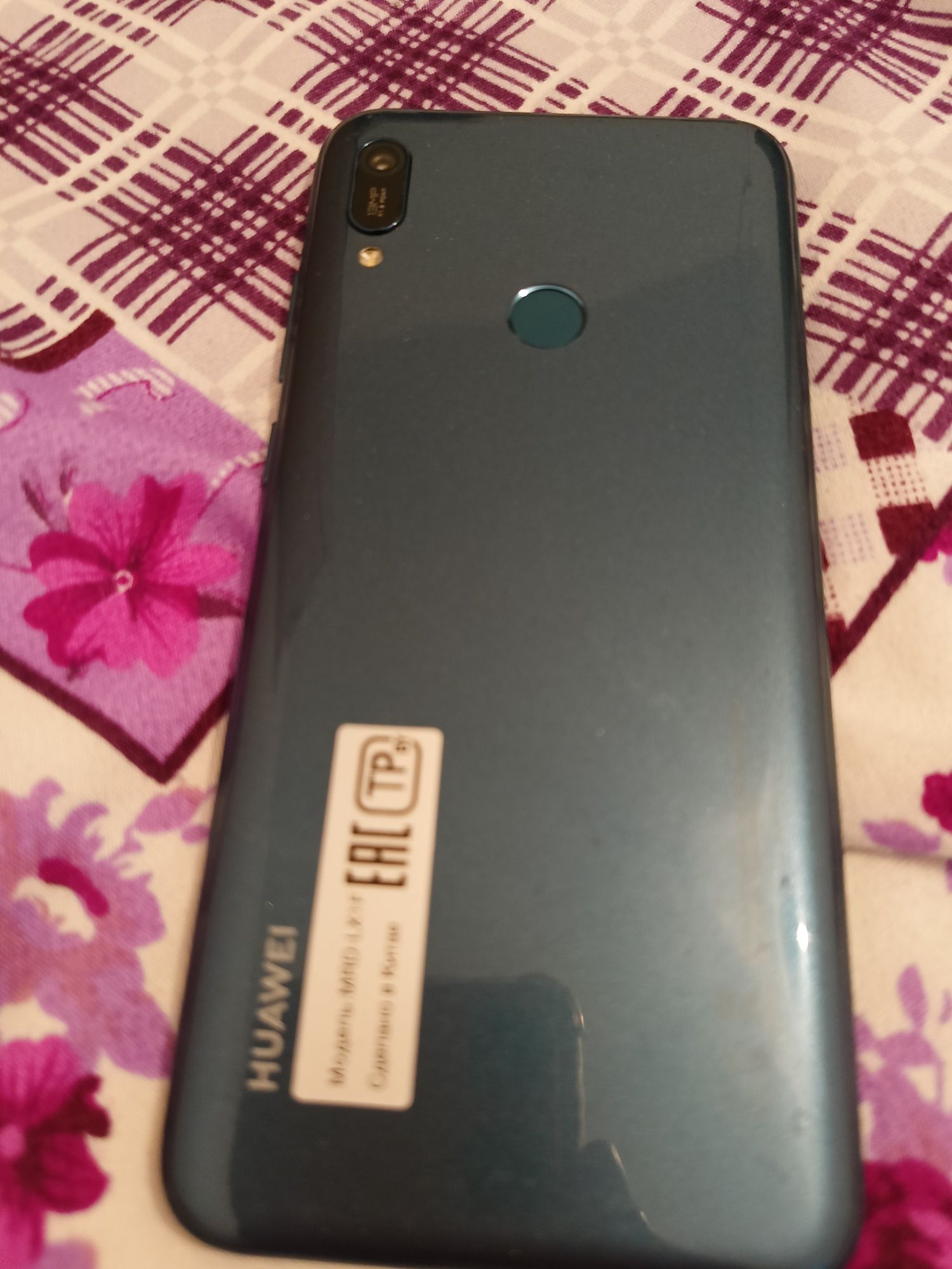 Продается HUAWEI Y6