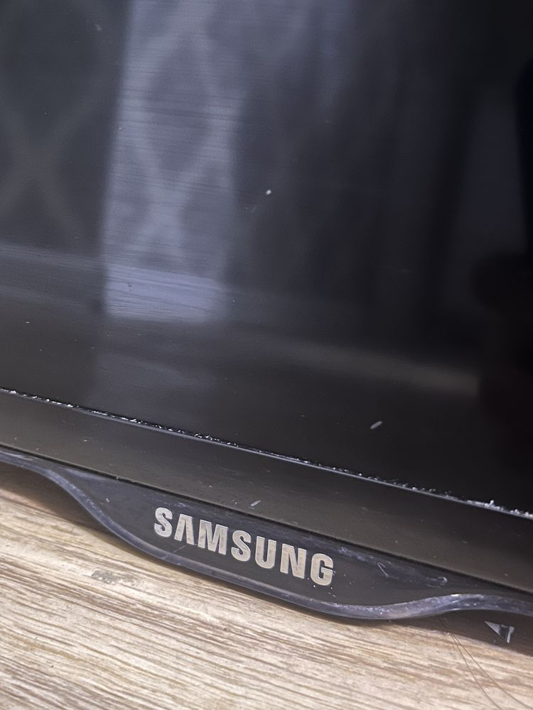 Samsung led tv.