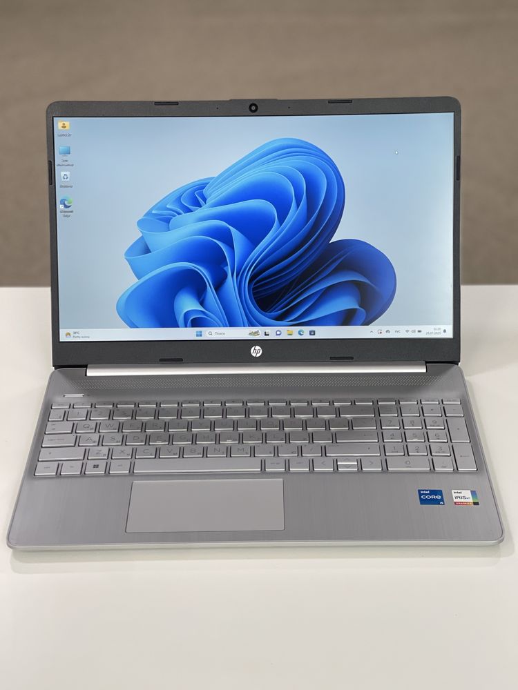 Продается ноутбук HP 15S