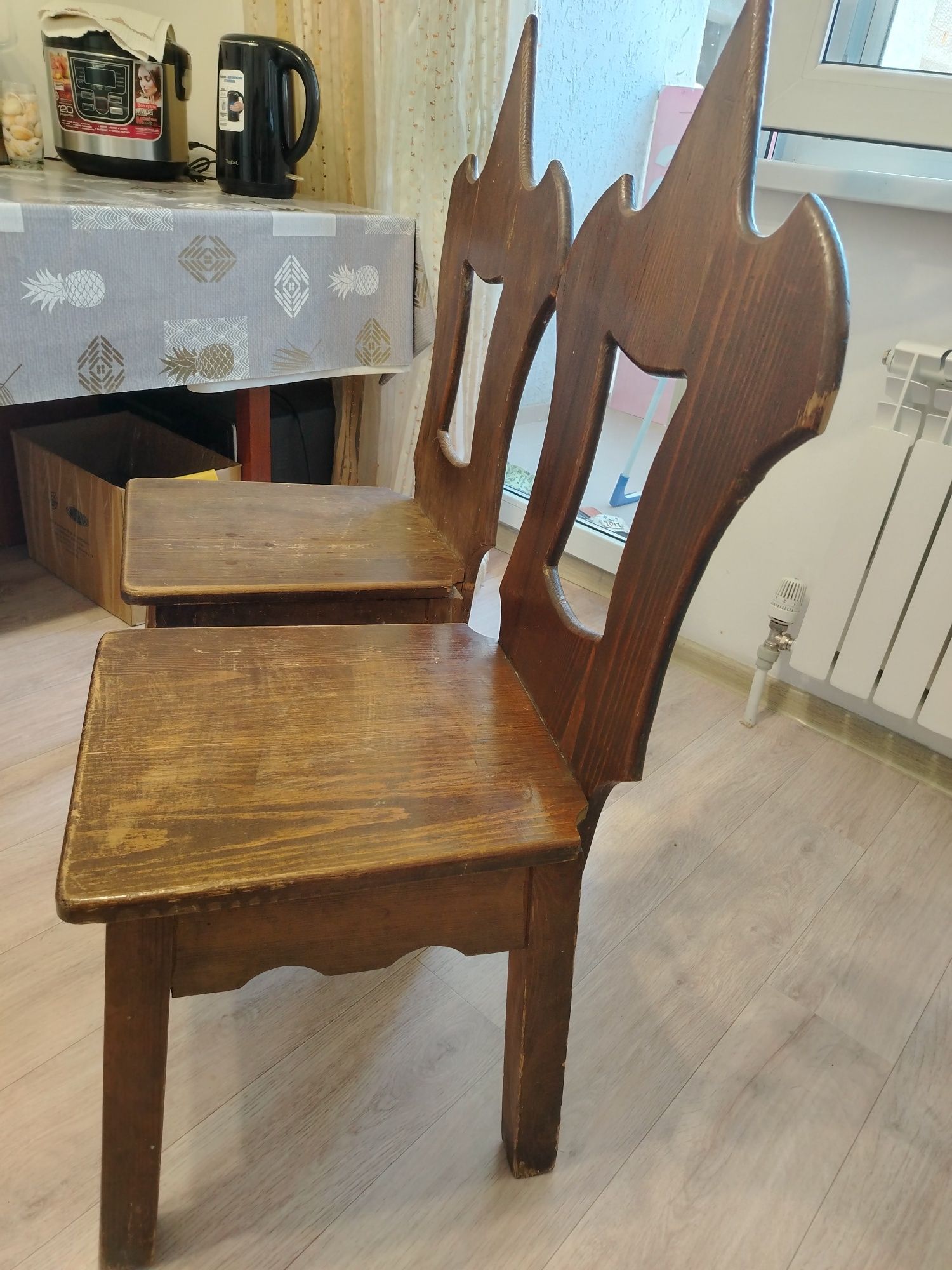 Продам стулья деревянные