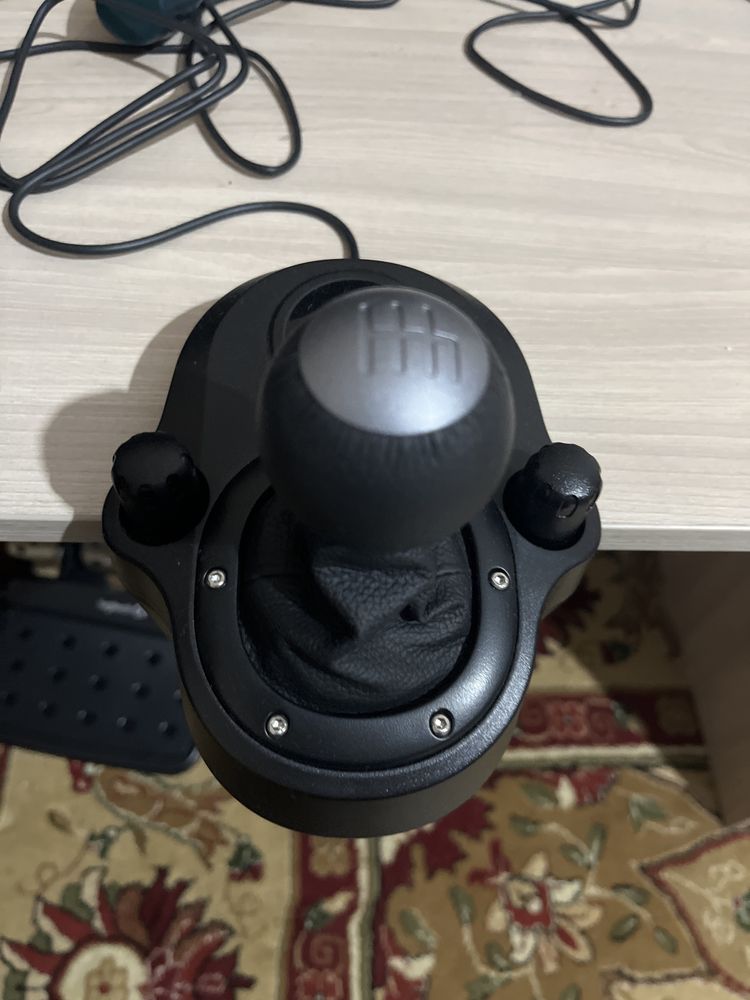 Продаю руль Logitech G29 + коробка передач