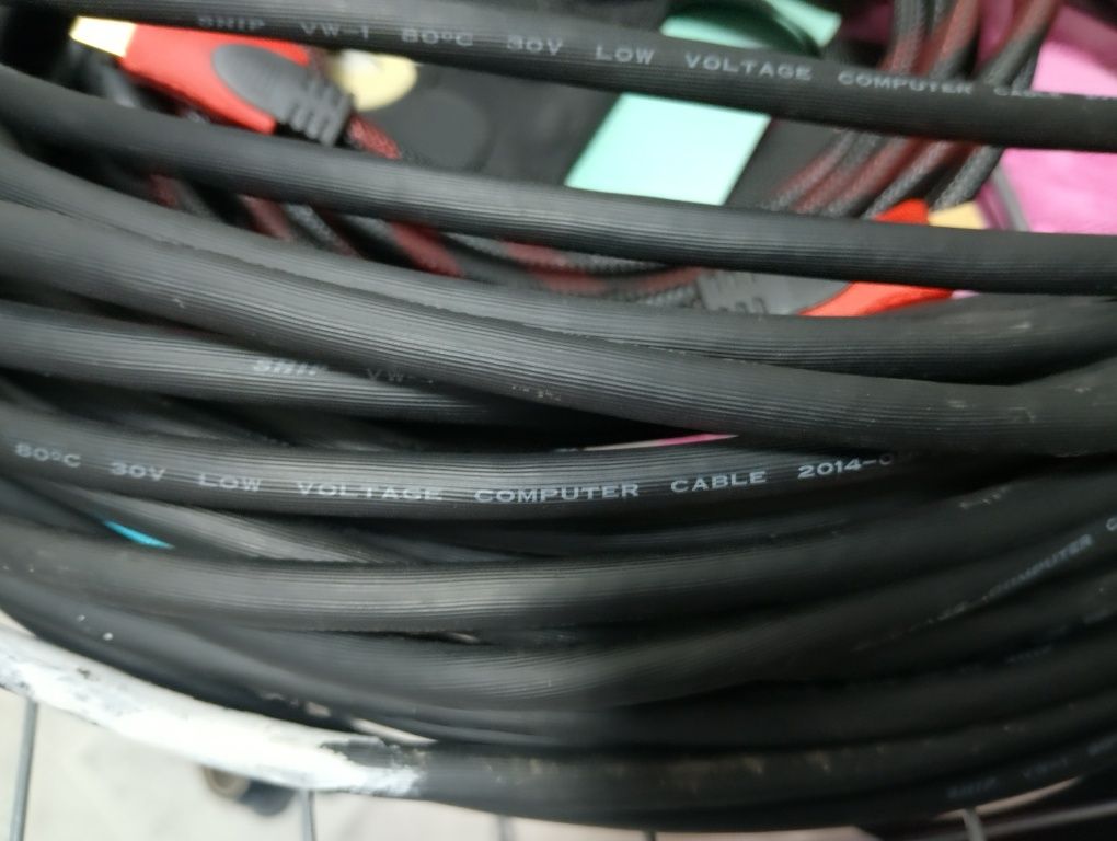 Заводской VGA кабель на проектор 15метр