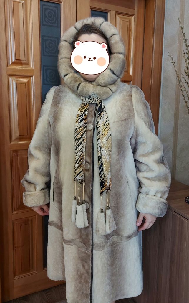 Срочно ! Новая шуба из мутона и норки. 54-60 размер.