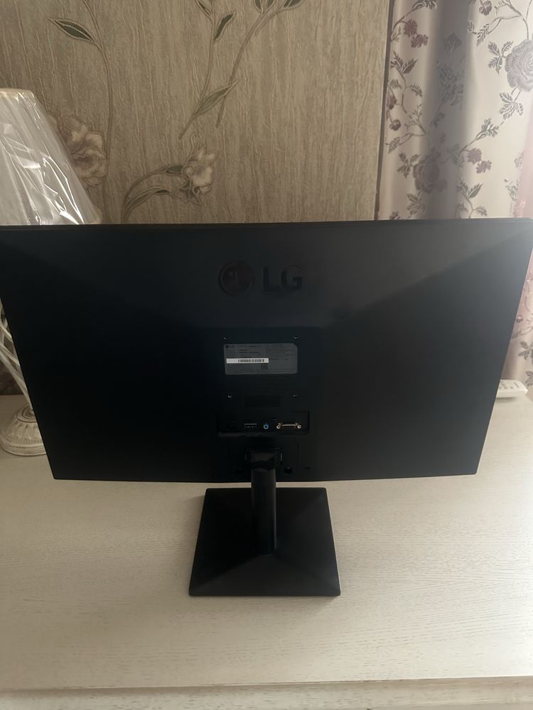 монитор LG 24MK430H